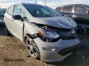 ✅ 2021 Chevrolet Bolt EV Premier • VIN: 1G1FZ6S09M4114389 • Lot: 63015711. Wystawiony na Copart z przebiegiem 1 697 mil. Bezpłatny archiwum sprzedaży aukcyjnych z USA i szczegółowy raport historii pojazdu na DreamBid. Zdjęcie 1.