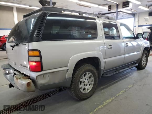 ✅ 2005 Chevrolet Suburban LS • VIN: 3GNFK16ZX5G196927 • Lot: 89928155. Listed on Copart with 224,201 mi. Free auction sales archive from the USA and detailed vehicle history report at DreamBid. Image 3.