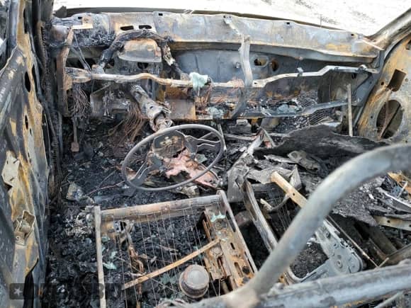 1997 Dodge 1500 с VIN 1B7HF13Z1VJ529346, выставлен на аукционе Copart как лот 88708305 с пробегом Не указан миль и Списание • Salvage title. История ставок и продаж доступна на DreamBid. Изображение 8.