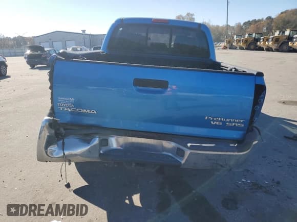 ✅ 2008 Toyota Tacoma PreRunner • VIN: 3TMJU62N18M069258 • Lot: 92992795. Listed on Copart with 164,075 mi. Free auction sales archive from the USA and detailed vehicle history report at DreamBid. Image 6.