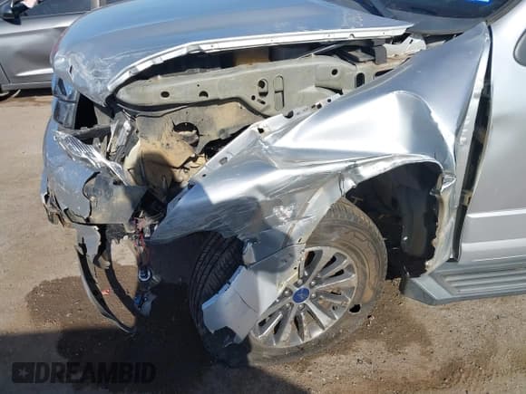 ✅ 2015 Ford Expedition Max XLT • VIN: 1FMJK1HT5FEF14968 • Лот: 42873373. Опубликован ранее на IAAI с пробегом 240 342 миль. Бесплатный доступ к архиву аукционных продаж из США и подробный отчёт об истории автомобиля на DreamBid. Изображение 6.