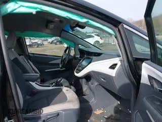 ✅ 2017 Chevrolet Bolt EV LT • VIN: 1G1FW6S08H4191138 • Lot: 41868841. Wystawiony na IAAI z przebiegiem 70 755 mil. Bezpłatny archiwum sprzedaży aukcyjnych z USA i szczegółowy raport historii pojazdu na DreamBid. Zdjęcie 5.