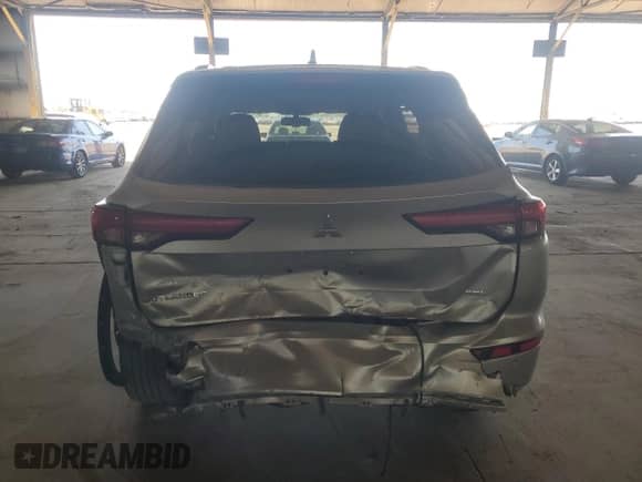 2023 Mitsubishi Outlander SEL z VIN JA4J3VA86PZ017043, wystawiony jako Copart lot #65544755 z przebiegiem 23 090 mil mil oraz Szkoda całkowita • Salvage title. Historia ofert i sprzedaży dostępna na DreamBid. Obrazek 6.