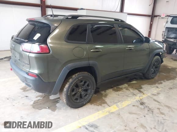 ✅ 2020 Jeep Cherokee Trailhawk Elite • VIN: 1C4PJMBN2LD538076 • Lot: 42219282. Listed on IAAI with 53,773 mi. Free auction sales archive from the USA and detailed vehicle history report at DreamBid. Image 4.