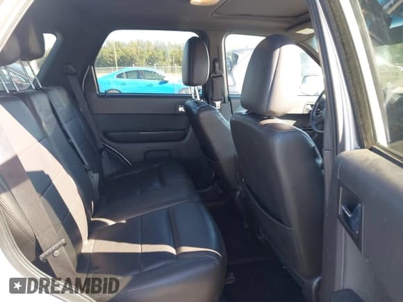 ✅ 2011 Ford Escape Limited • VIN: 1FMCU9EG7BKA54409 • Lot: 43380194. Listed on IAAI with 225,235 mi. Free auction sales archive from the USA and detailed vehicle history report at DreamBid. Image 8.