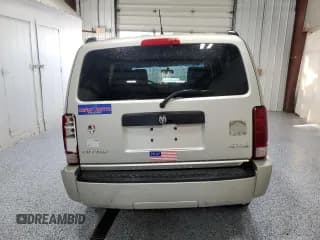 ✅ 2008 Dodge Nitro SXT • VIN: 1D8GU28K68W217809 • Lot: 84926975. Wystawiony na Copart z przebiegiem 142 716 mil. Bezpłatny archiwum sprzedaży aukcyjnych z USA i szczegółowy raport historii pojazdu na DreamBid. Zdjęcie 6.