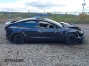 ✅ 2025 Tesla Model 3 Long Range • VIN: 5YJ3E1EB8SF925709 • Lot: 43407352. Wystawiony na IAAI z przebiegiem 5 434 mil. Bezpłatny archiwum sprzedaży aukcyjnych z USA i szczegółowy raport historii pojazdu na DreamBid. Zdjęcie 14.