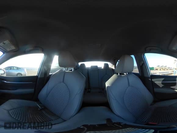 2020 Toyota Camry Hybrid SE z VIN 4T1G31AK9LU544839, wystawiony jako IAAI lot #42515791 z przebiegiem 53 023 mil mil oraz . Historia ofert i sprzedaży dostępna na DreamBid. Obrazek 19.