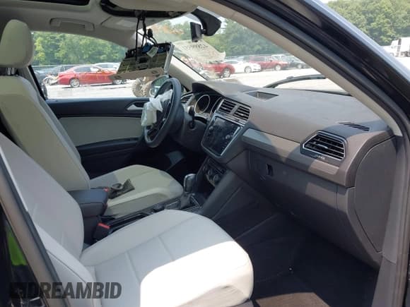 ✅ 2021 Volkswagen Tiguan SE • VIN: 3VV2B7AXXMM107360 • Лот: 42899551. Опубликован ранее на IAAI с пробегом 42 606 миль. Бесплатный доступ к архиву аукционных продаж из США и подробный отчёт об истории автомобиля на DreamBid. Изображение 5.