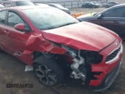 ✅ 2020 Kia Forte LXS • VIN: 3KPF24AD2LE252227 • Lot: 41555563. Wystawiony na IAAI z przebiegiem 78 201 mil. Bezpłatny archiwum sprzedaży aukcyjnych z USA i szczegółowy raport historii pojazdu na DreamBid. Zdjęcie 6.