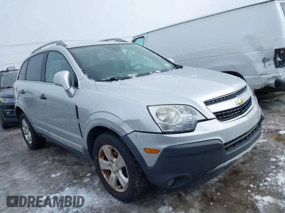 ✅ 2014 Chevrolet Captiva Sport LS • VIN: 3GNAL2EK5ES676761 • Lot: 41487676. Wystawiony na IAAI z przebiegiem Nie podano. Bezpłatny archiwum sprzedaży aukcyjnych z USA i szczegółowy raport historii pojazdu na DreamBid. Zdjęcie 1.