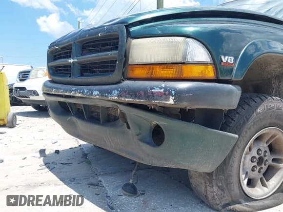 ✅ 2000 Dodge Dakota Sport • VIN: 1B7GG2AN4YS641376 • Lot: 42867876. Wystawiony na IAAI z przebiegiem 282 598 mil. Bezpłatny archiwum sprzedaży aukcyjnych z USA i szczegółowy raport historii pojazdu na DreamBid. Zdjęcie 12.