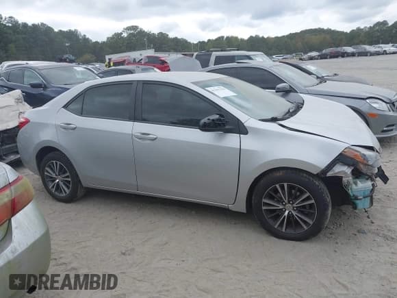 ✅ 2018 Toyota Corolla LE • VIN: 5YFBURHE6JP774357 • Lot: 43393370. Listed on IAAI with 168,019 mi. Free auction sales archive from the USA and detailed vehicle history report at DreamBid. Image 13.
