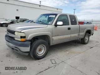 ✅ 2001 Chevrolet Silverado 2500HD LS • VIN: 1GCHK29G81E239020 • Lot: 66420494. Listed on Copart with 235,972 mi. Free auction sales archive from the USA and detailed vehicle history report at DreamBid. Image 1.