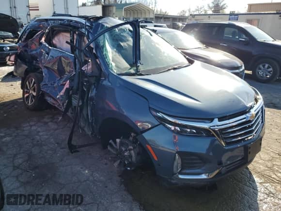 2024 Chevrolet Equinox Premier with VIN 3GNAXNEG3RL311870, listed as a Copart auction lot 84241214 with 1,907 mi miles and Salvage title. Bid and sale history available at DreamBid. Image 4.