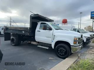 ✅ 2022 Chevrolet Silverado 1500 • VIN: 1HTKHPVM8NH293390 • Lot: 92104025. Wystawiony na Copart z przebiegiem 13 045 mil. Bezpłatny archiwum sprzedaży aukcyjnych z USA i szczegółowy raport historii pojazdu na DreamBid. Zdjęcie 1.