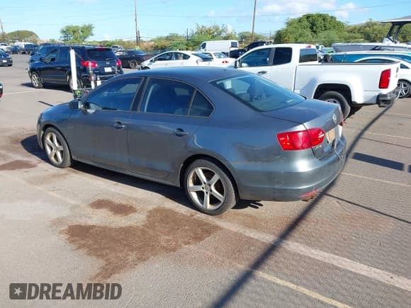 ✅ 2012 Volkswagen Jetta • VIN: 3VW2K7AJ5CM308704 • Лот: 43273985. Опубликован ранее на IAAI с пробегом 143 715 миль. Бесплатный доступ к архиву аукционных продаж из США и подробный отчёт об истории автомобиля на DreamBid. Изображение 3.