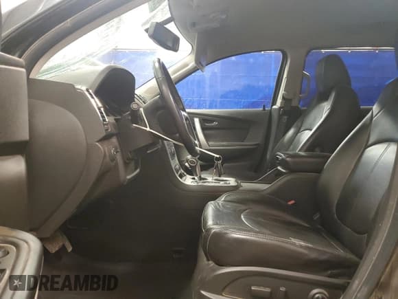 ✅ 2012 GMC Acadia SLT1 • VIN: 1GKKVRED4CJ251245 • Lot: 92087505. Wystawiony na Copart z przebiegiem 194 215 mil. Bezpłatny archiwum sprzedaży aukcyjnych z USA i szczegółowy raport historii pojazdu na DreamBid. Zdjęcie 7.