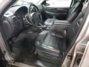 ✅ 2004 Ford Explorer Limited • VIN: 1FMDU75K34ZA86328 • Lot: 84895045. Wystawiony na Copart z przebiegiem 137 230 mil. Bezpłatny archiwum sprzedaży aukcyjnych z USA i szczegółowy raport historii pojazdu na DreamBid. Zdjęcie 7.