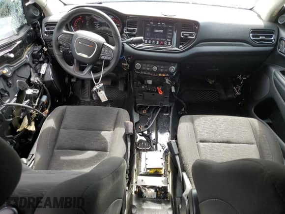 2022 Dodge Durango Pursuit z VIN 1C4SDJFT5NC200589, wystawiony jako Copart lot #55891105 z przebiegiem 1 448 mil mil oraz Szkoda całkowita • Salvage title. Historia ofert i sprzedaży dostępna na DreamBid. Obrazek 8.