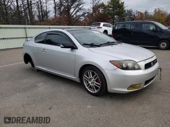 ✅ 2008 Scion tC • VIN: JTKDE167280225117 • Lot: 90366275. Listed on Copart with 176,470 mi. Free auction sales archive from the USA and detailed vehicle history report at DreamBid. Image 4.