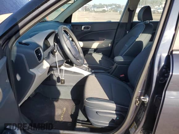 2023 Hyundai Venue SEL с VIN KMHRC8A33PU232046, выставлен на аукционе Copart как лот 73322904 с пробегом 8 247 миль миль и Списание • Salvage title. История ставок и продаж доступна на DreamBid. Изображение 7.