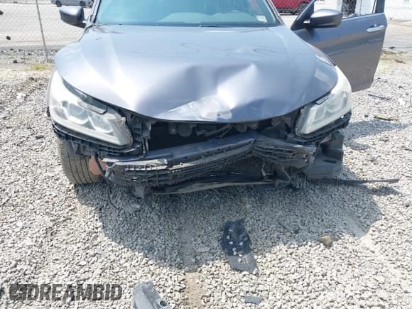 ✅ 2017 Honda Accord Sport • VIN: 1HGCR2F58HA239160 • Lot: 42414106. Wystawiony na IAAI z przebiegiem 186 659 mil. Bezpłatny archiwum sprzedaży aukcyjnych z USA i szczegółowy raport historii pojazdu na DreamBid. Zdjęcie 6.