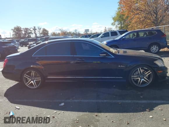 ✅ 2008 Mercedes-Benz S 63 AMG • VIN: WDDNG77X28A214030 • Lot: 43536341. Wystawiony na IAAI z przebiegiem 87 676 mil. Bezpłatny archiwum sprzedaży aukcyjnych z USA i szczegółowy raport historii pojazdu na DreamBid. Zdjęcie 13.