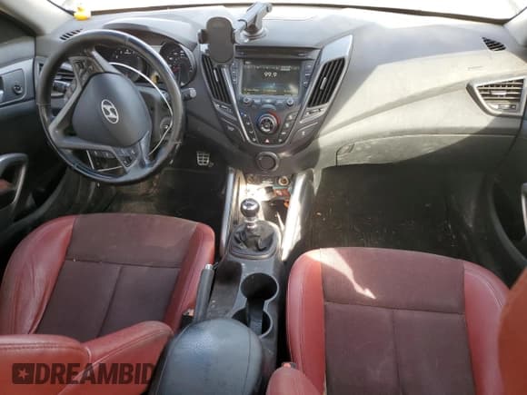 ✅ 2014 Hyundai Veloster Turbo • VIN: KMHTC6AE8EU201724 • Lot: 77487444. Wystawiony na Copart z przebiegiem 163 334 mil. Bezpłatny archiwum sprzedaży aukcyjnych z USA i szczegółowy raport historii pojazdu na DreamBid. Zdjęcie 8.