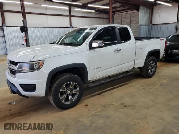 ✅ 2017 Chevrolet Colorado 4WD Work Truck • VIN: 1GCHTBEA2H1143982 • Лот: 50017095. Опубликован ранее на Copart с пробегом 187 068 миль. Бесплатный доступ к архиву аукционных продаж из США и подробный отчёт об истории автомобиля на DreamBid. Изображение 1.