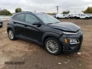 ✅ 2019 Hyundai Kona SEL • VIN: KM8K2CAA9KU228291 • Лот: 74475683. Опубликован ранее на Copart с пробегом 47 690 миль. Бесплатный доступ к архиву аукционных продаж из США и подробный отчёт об истории автомобиля на DreamBid. Изображение 4.