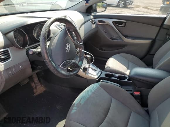 ✅ 2013 Hyundai Elantra Limited • VIN: 5NPDH4AE7DH176564 • Lot: 71714245. Listed on Copart with 204,736 mi. Free auction sales archive from the USA and detailed vehicle history report at DreamBid. Image 7.