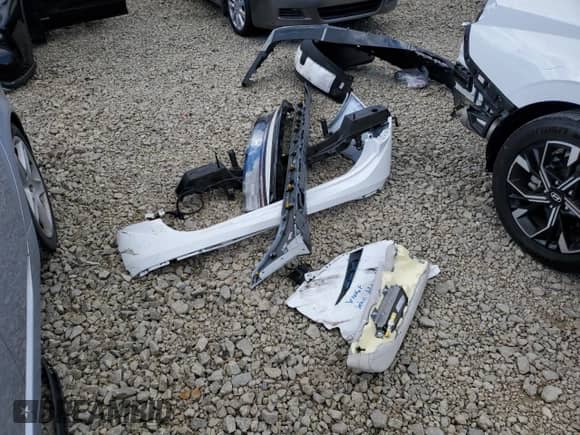 2024 Hyundai Sonata SEL z VIN KMHL64JA1RA365610, wystawiony jako Copart lot #85754545 z przebiegiem 14 130 mil mil oraz Szkoda całkowita • Salvage title. Historia ofert i sprzedaży dostępna na DreamBid. Obrazek 12.