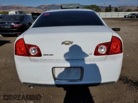 ✅ 2009 Chevrolet Malibu 1LT • VIN: 1G1ZH57B29F230212 • Lot: 72579654. Listed on Copart with 198,934 mi. Free auction sales archive from the USA and detailed vehicle history report at DreamBid. Image 6.