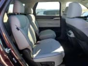 ✅ 2025 Hyundai Palisade SEL • VIN: KM8R24GE1SU819794 • Лот: 79790924. Опубликован ранее на Copart с пробегом 5 214 миль. Бесплатный доступ к архиву аукционных продаж из США и подробный отчёт об истории автомобиля на DreamBid. Изображение 11.