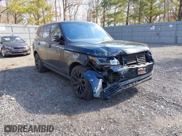 ✅ 2019 Land Rover Range Rover HSE • VIN: SALGS2SV6KA567560 • Lot: 41728822. Listed on IAAI with 58,448 mi. Free auction sales archive from the USA and detailed vehicle history report at DreamBid. Image 1.