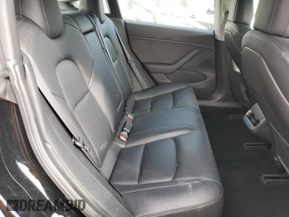 ✅ 2018 Tesla Model 3 Long Range Battery • VIN: 5YJ3E1EA7JF152124 • Lot: 70326675. Wystawiony na Copart z przebiegiem 94 640 mil. Bezpłatny archiwum sprzedaży aukcyjnych z USA i szczegółowy raport historii pojazdu na DreamBid. Zdjęcie 10.