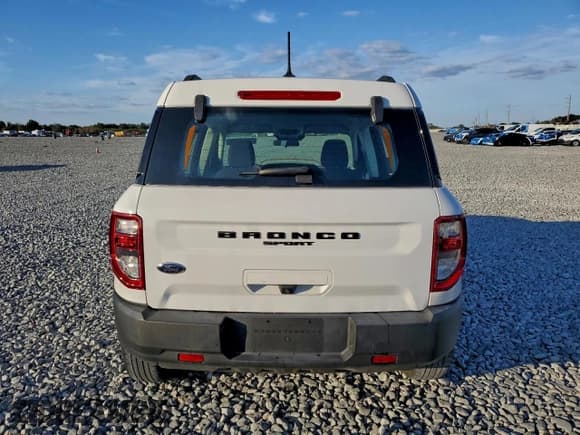 ✅ 2021 Ford Bronco Sport • VIN: 3FMCR9A68MRA35235 • Lot: 93225565. Listed on Copart with 32,331 mi. Free auction sales archive from the USA and detailed vehicle history report at DreamBid. Image 6.