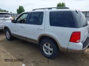 ✅ 2002 Ford Explorer Eddie Bauer • VIN: 1FMDU74E22ZA67021 • Лот: 42741797. Опубликован ранее на IAAI с пробегом 124 567 миль. Бесплатный доступ к архиву аукционных продаж из США и подробный отчёт об истории автомобиля на DreamBid. Изображение 3.