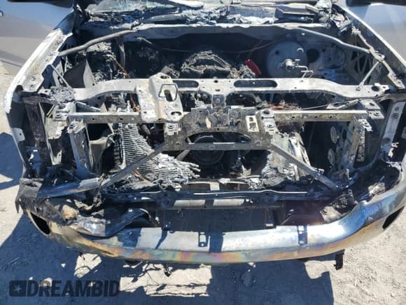 ✅ 2018 Chevrolet Silverado 1500 LT • VIN: 3GCUKREC2JG246211 • Lot: 67148305. Listed on Copart with Not provided. Free auction sales archive from the USA and detailed vehicle history report at DreamBid. Image 11.