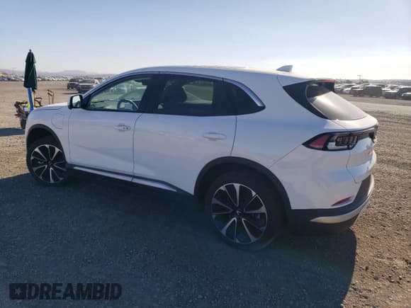 ✅ 2024 VinFast VF 8 Plus • VIN: RLLV1AFA6RH009038 • Lot: 79879874. Wystawiony na Copart z przebiegiem 1 467 mil. Bezpłatny archiwum sprzedaży aukcyjnych z USA i szczegółowy raport historii pojazdu na DreamBid. Zdjęcie 2.