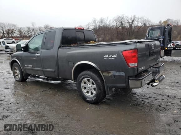 ✅ 2006 Nissan Titan SE • VIN: 1N6AA06B26N510644 • Lot: 82190764. Wystawiony na Copart z przebiegiem 186 201 mil. Bezpłatny archiwum sprzedaży aukcyjnych z USA i szczegółowy raport historii pojazdu na DreamBid. Zdjęcie 3.
