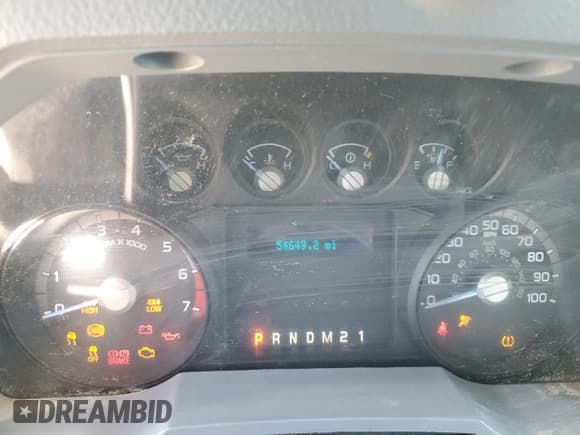 ✅ 2016 Ford F-250 XLT • VIN: 1FTBF2B68GED27506 • Lot: 81091315. Listed on Copart with 54,649 mi. Free auction sales archive from the USA and detailed vehicle history report at DreamBid. Image 9.