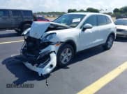 ✅ 2014 Porsche Cayenne • VIN: WP1AA2A20ELA02638 • Лот: 42349570. Опубликован ранее на IAAI с пробегом 113 355 миль. Бесплатный доступ к архиву аукционных продаж из США и подробный отчёт об истории автомобиля на DreamBid. Изображение 17.