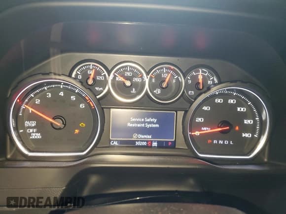 ✅ 2021 Chevrolet Silverado 1500 LT Trail Boss • VIN: 1GCPYFED6MZ250110 • Lot: 70799834. Wystawiony na Copart z przebiegiem 30 200 mil. Bezpłatny archiwum sprzedaży aukcyjnych z USA i szczegółowy raport historii pojazdu na DreamBid. Zdjęcie 9.