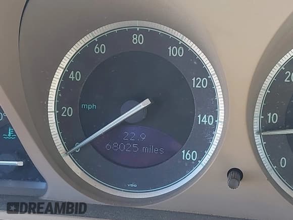 ✅ 2004 Mercedes-Benz SL 500 • VIN: WDBSK75F64F072167 • Lot: 41862494. Wystawiony na IAAI z przebiegiem 68 025 mil. Bezpłatny archiwum sprzedaży aukcyjnych z USA i szczegółowy raport historii pojazdu na DreamBid. Zdjęcie 15.