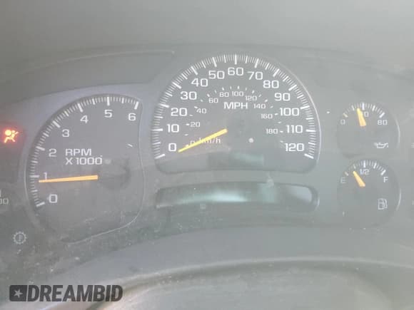 ✅ 2005 Chevrolet Silverado 2500HD Work Truck • VIN: 1GBHC24U55E263439 • Лот: 48574665. Опубликован ранее на Copart с пробегом Не указан. Бесплатный доступ к архиву аукционных продаж из США и подробный отчёт об истории автомобиля на DreamBid. Изображение 9.