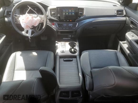 ✅ 2022 Honda Passport EX-L • VIN: 5FNYF8H53NB021918 • Lot: 61624245. Listed on Copart with 10,066 mi. Free auction sales archive from the USA and detailed vehicle history report at DreamBid. Image 8.