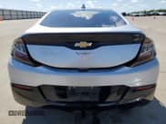 ✅ 2017 Chevrolet Volt LT • VIN: 1G1RC6S57HU107568 • Lot: 47217204. Wystawiony na Copart z przebiegiem 125 616 mil. Bezpłatny archiwum sprzedaży aukcyjnych z USA i szczegółowy raport historii pojazdu na DreamBid. Zdjęcie 6.