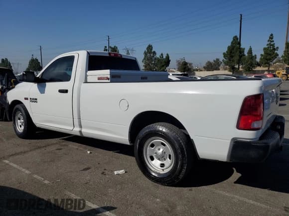 ✅ 2017 Ram 1500 Tradesman • VIN: 3C6JR6DTXHG542139 • Lot: 80740125. Wystawiony na Copart z przebiegiem 183 681 mil. Bezpłatny archiwum sprzedaży aukcyjnych z USA i szczegółowy raport historii pojazdu na DreamBid. Zdjęcie 2.